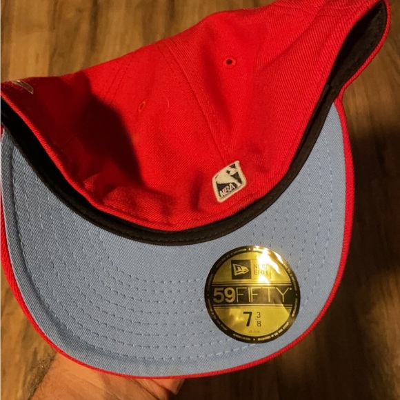 Chicago bulls 7 3/8 baby blue under-brim. - Picture 3 of 3